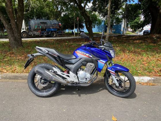 HONDA CB TWISTER 